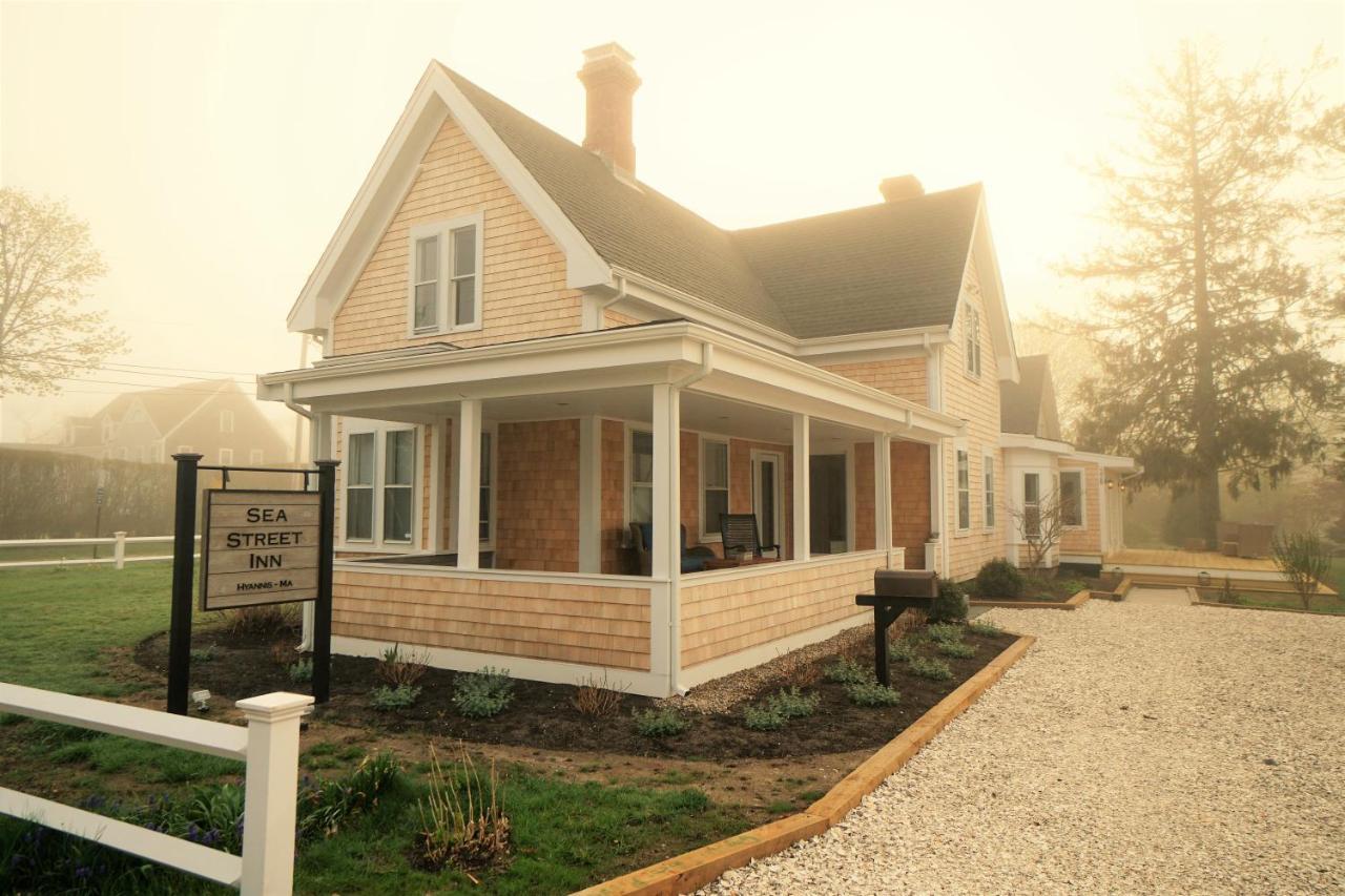 Sea Street Inn Hyannis Port Exterior photo